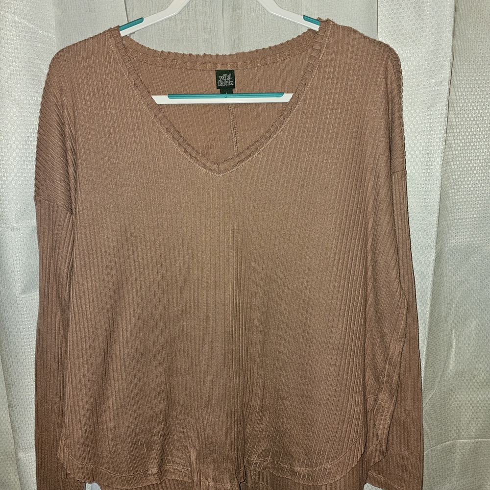 wild fable Ribbed V-Neck Long Sleeve Top in Dusty Rose